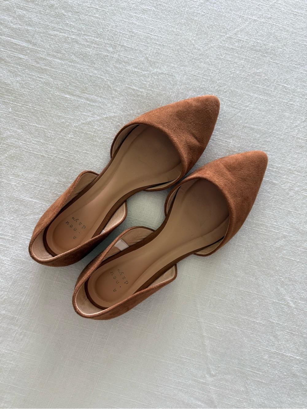A New Day Brown Pointed Toe Flats